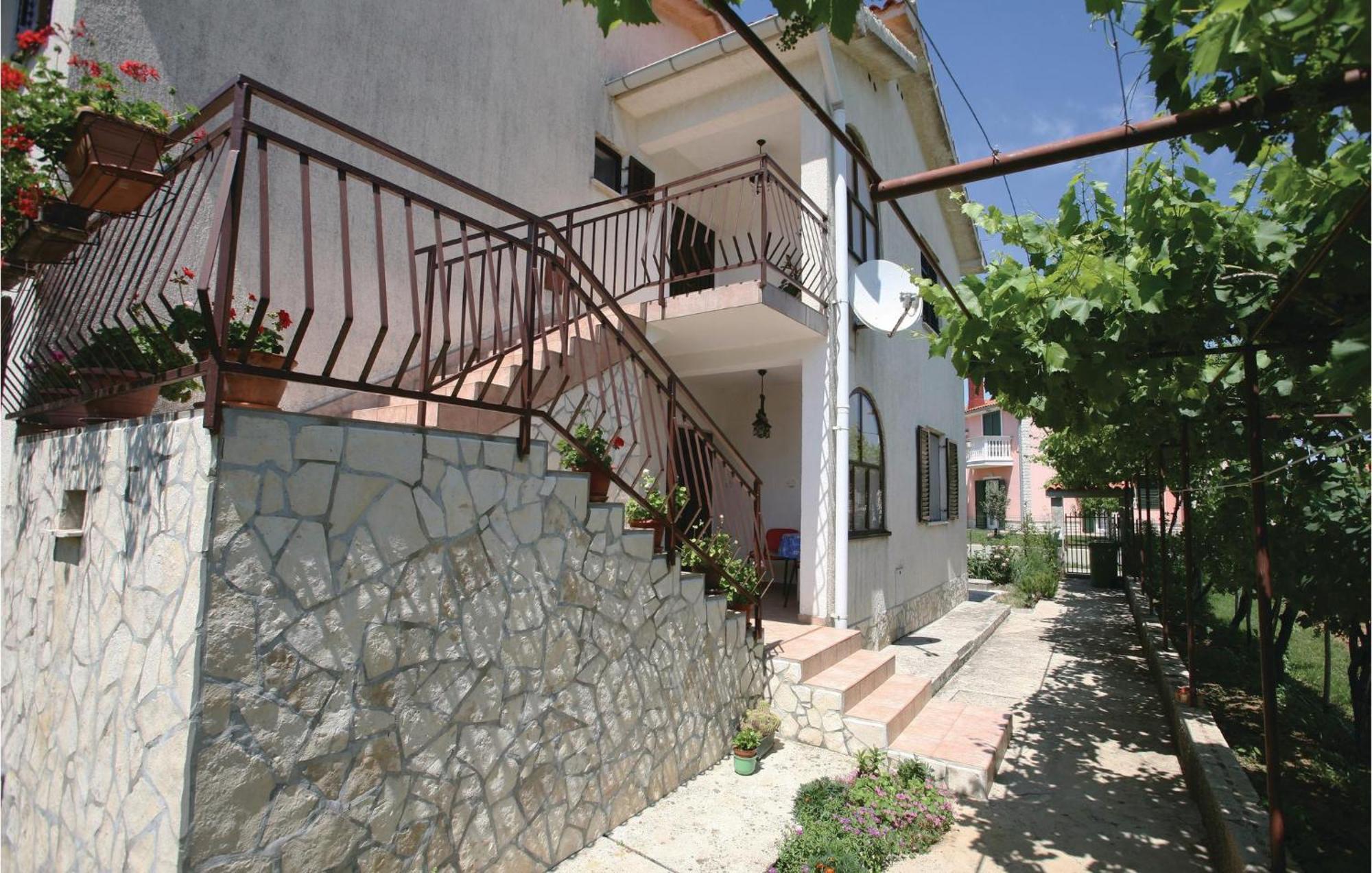 Awesome Apartment In Labin With Wifi Raša Eksteriør billede