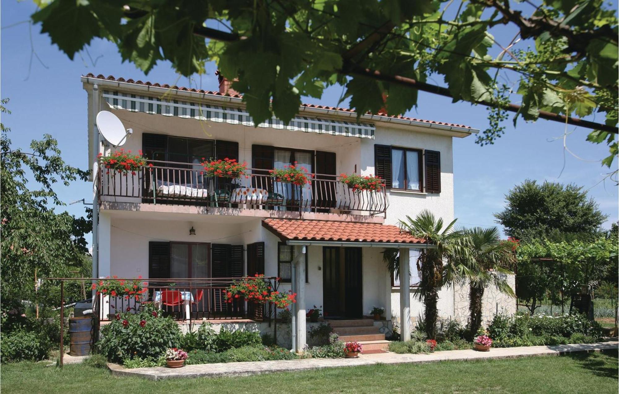 Awesome Apartment In Labin With Wifi Raša Eksteriør billede
