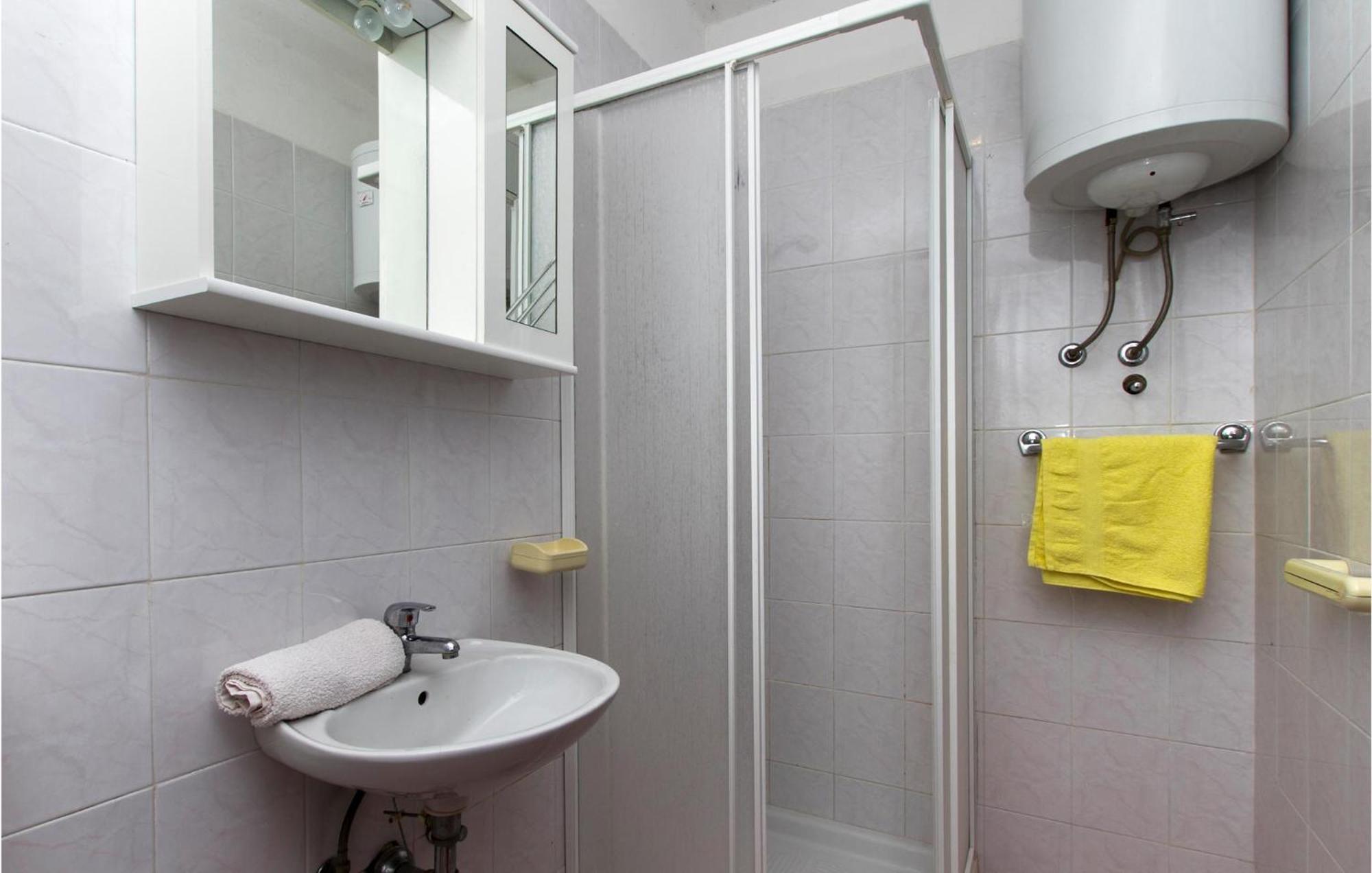 Awesome Apartment In Labin With Wifi Raša Eksteriør billede