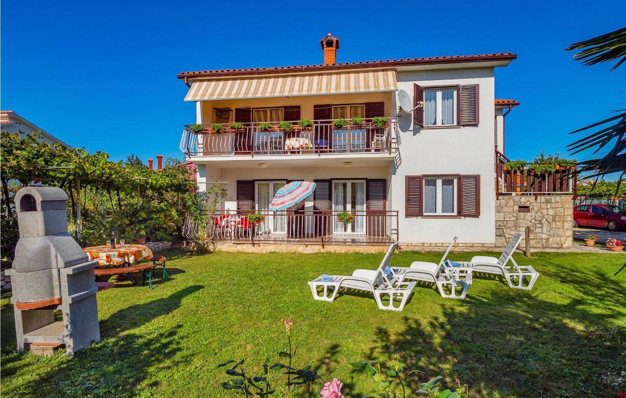 Awesome Apartment In Labin With Wifi Raša Eksteriør billede