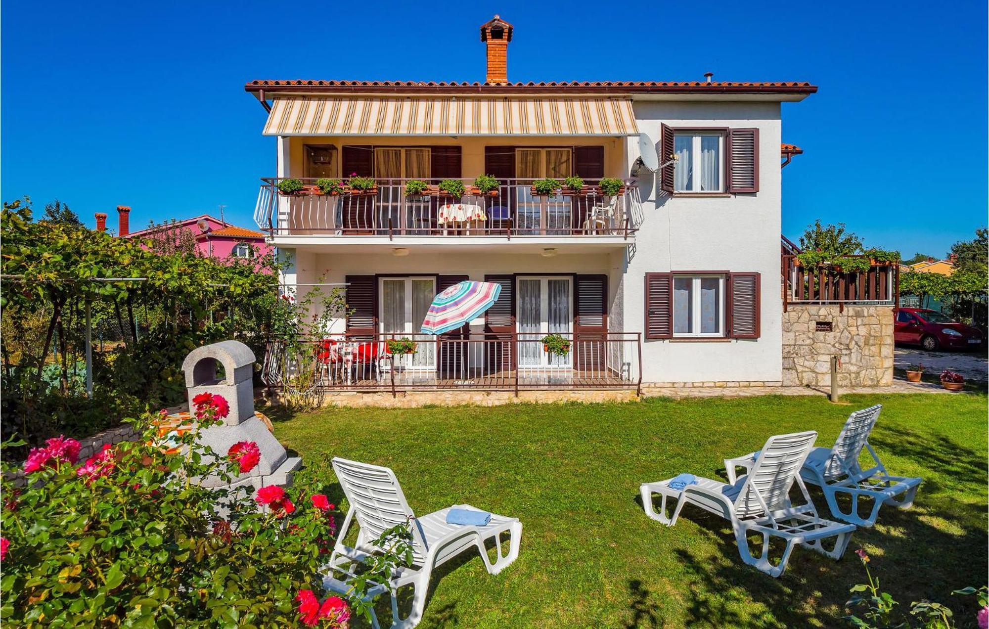 Awesome Apartment In Labin With Wifi Raša Eksteriør billede